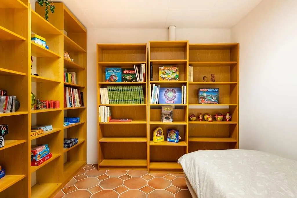 Laegenhet I Ett Hus Egen Ingang Apartment Sundbyberg Sweden