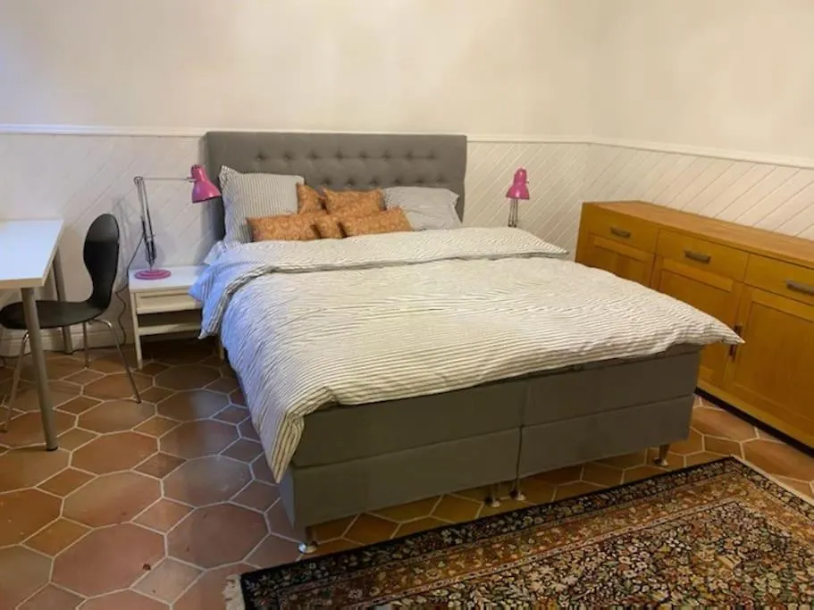 דירות סאנדביברג Laegenhet I Ett Hus Egen Ingang שבדיה