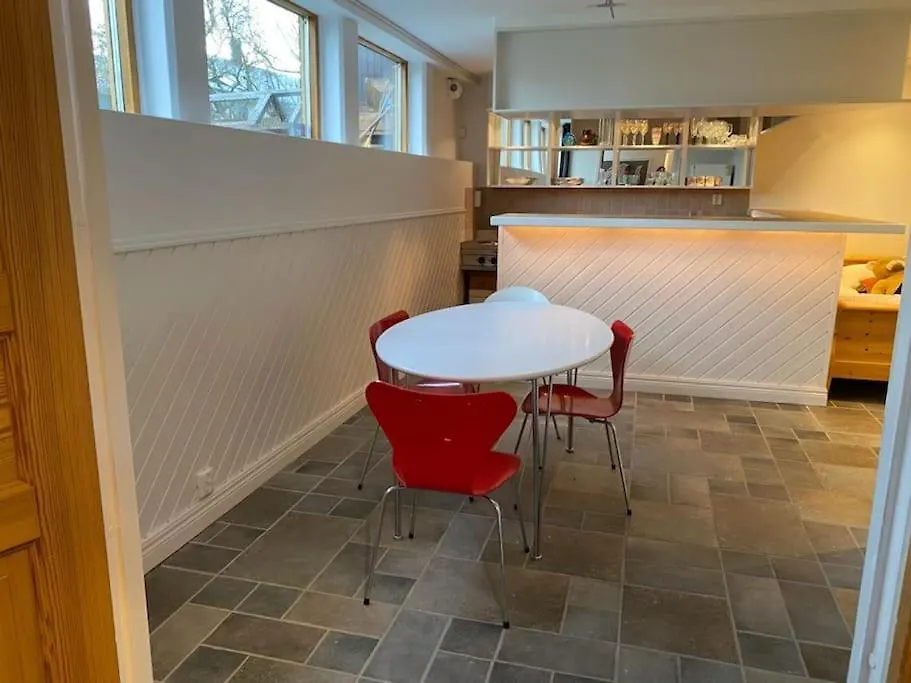 דירות סאנדביברג Laegenhet I Ett Hus Egen Ingang