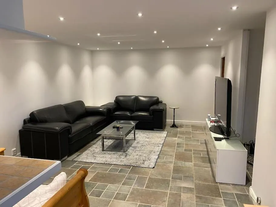 דירות סאנדביברג Laegenhet I Ett Hus Egen Ingang